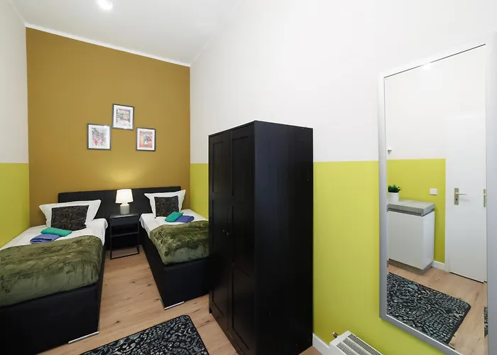 Stylish 4rooms Flat Am Adenauerplatz 8 Personen Kurfuerstendamm Διαμέρισμα *
