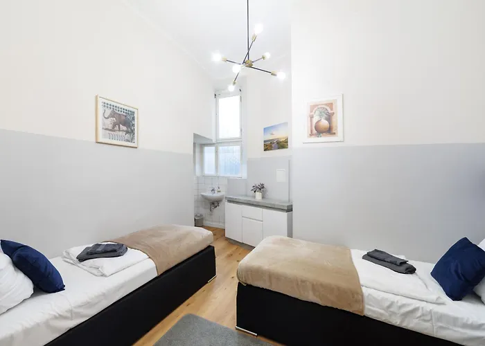 Stylish 4rooms Flat Am Adenauerplatz 8 Personen Kurfuerstendamm * ברלין