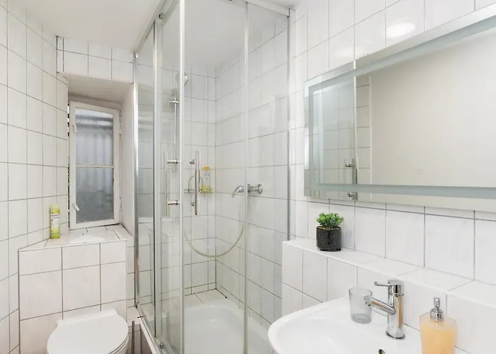 Stylish 4rooms Flat Am Adenauerplatz 8 Personen Kurfuerstendamm דירה *