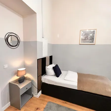 Stylish 4rooms Flat Am Adenauerplatz 8 Personen Kurfürstendamm